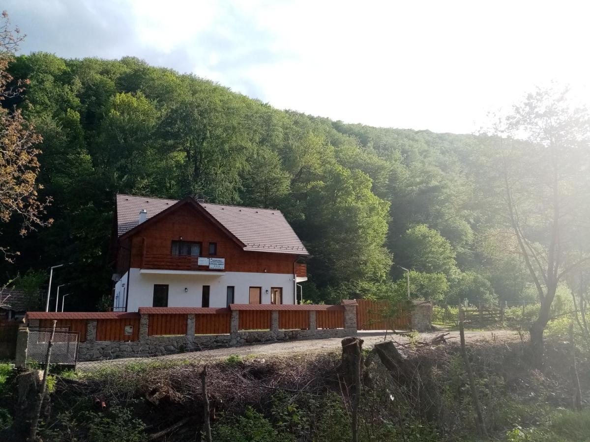 Livada Amely Hotel Gales Exterior foto