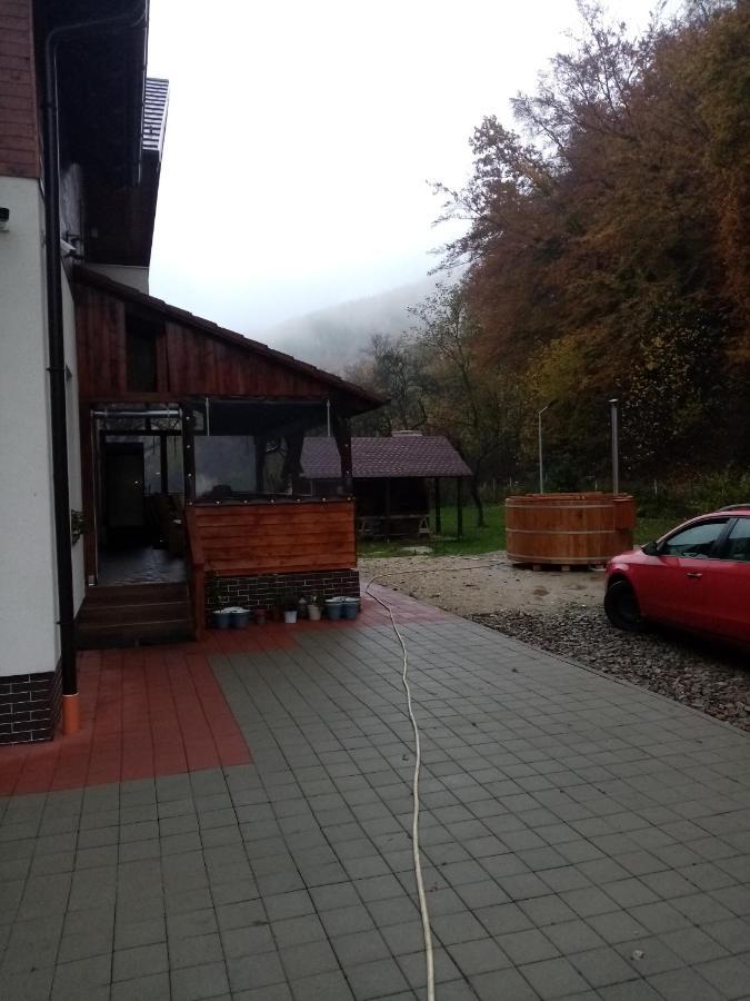 Livada Amely Hotel Gales Exterior foto